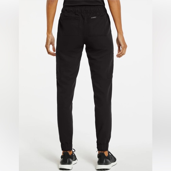 Jaanuu Mesh Enhanced Scrub Joggers pants black size XS like new - Picture 4 of 5